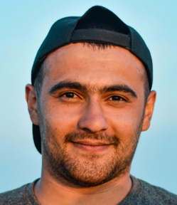 <em>Daniel.</em>